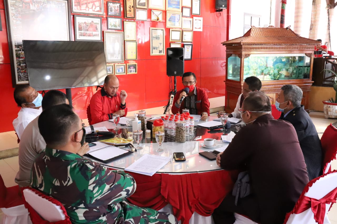 Bupati Taput Gelar Bersama Forkopimda Rakor Tentang Kondisi Covid-19 dan Protokol Kesehatan Pelaksanaan Pesta Adat