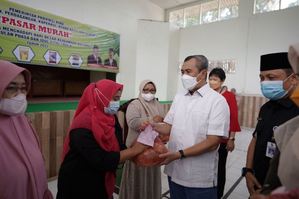Pasar Murah Resmi Dibuka, Gubernur Riau: Semoga Bisa Membantu Masyarakat