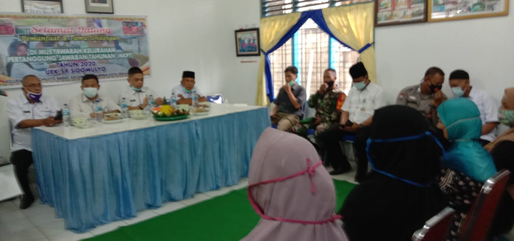 Personil Kodim 0301/PBR Hadiri MKPT Tahun 2020 Dana UEK-SP di Kelurahan Sidomulyo Barat