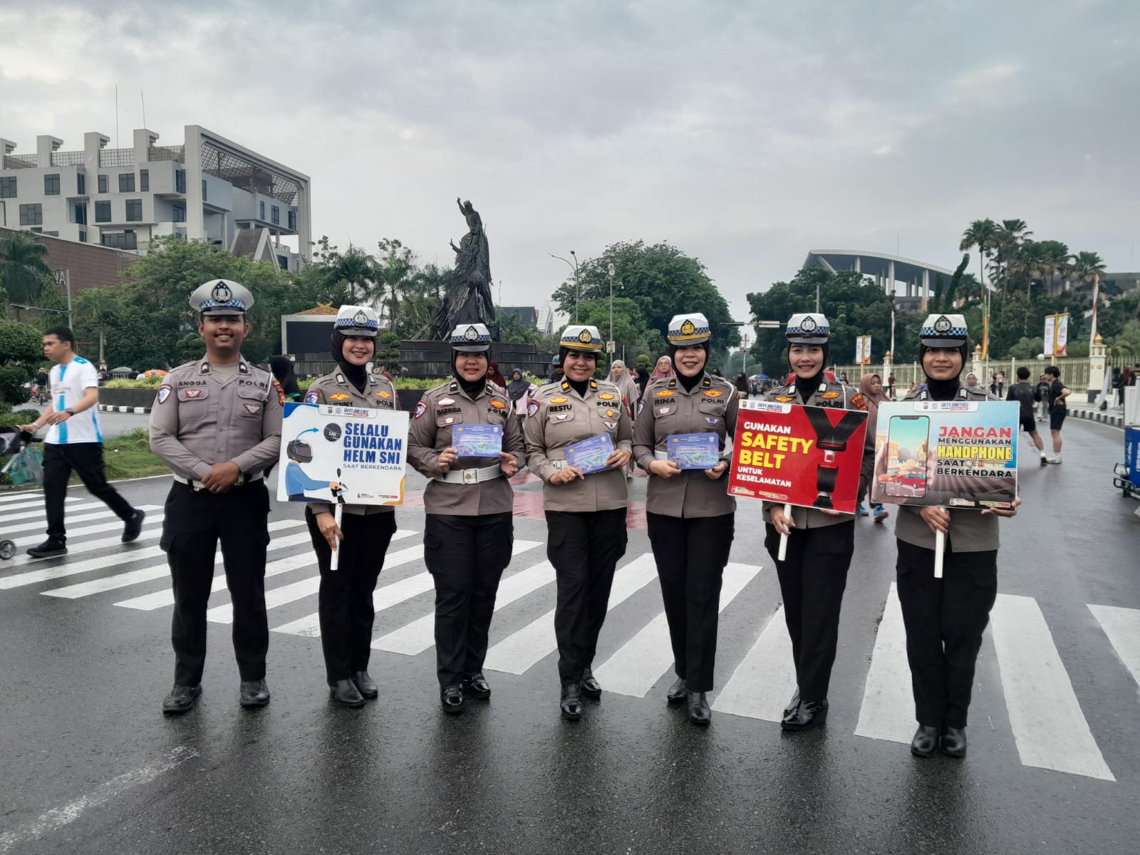 Polantas Karib Hadir, Edukasi Keselamatan Berlalu Lintas Warnai Car Free Day Pekanbaru