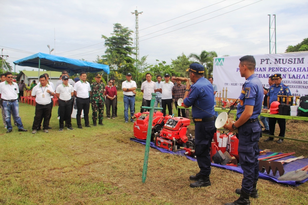 Cegah Karhutla, PT Musim Mas Gelar Pelatihan Serta Berikan Reward 7 Desa