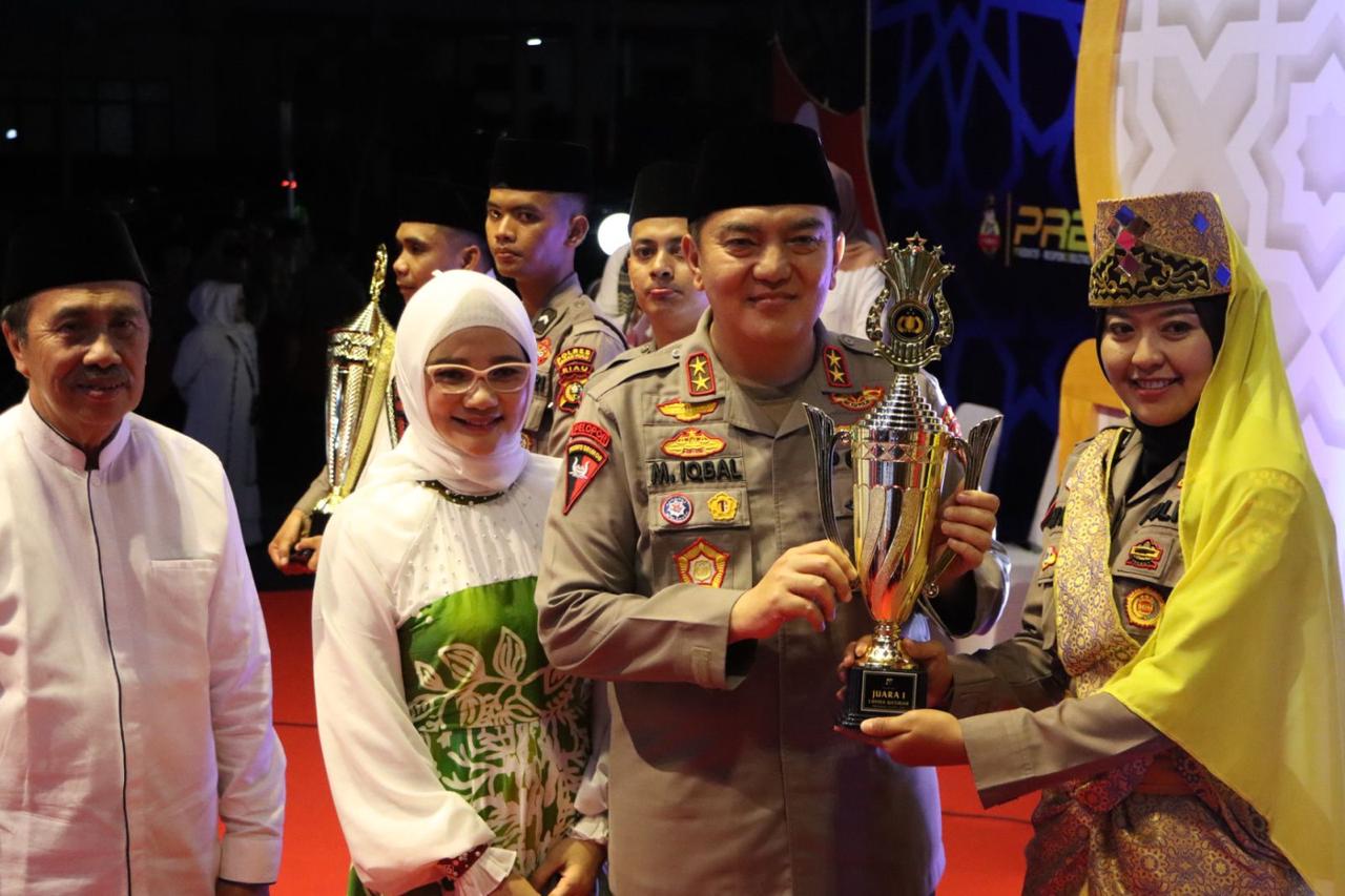 Grup Qasidah Polres Siak Raih Juara Pertama Lomba Da'i dan Qasidah Yang Di Gelar Polda Riau