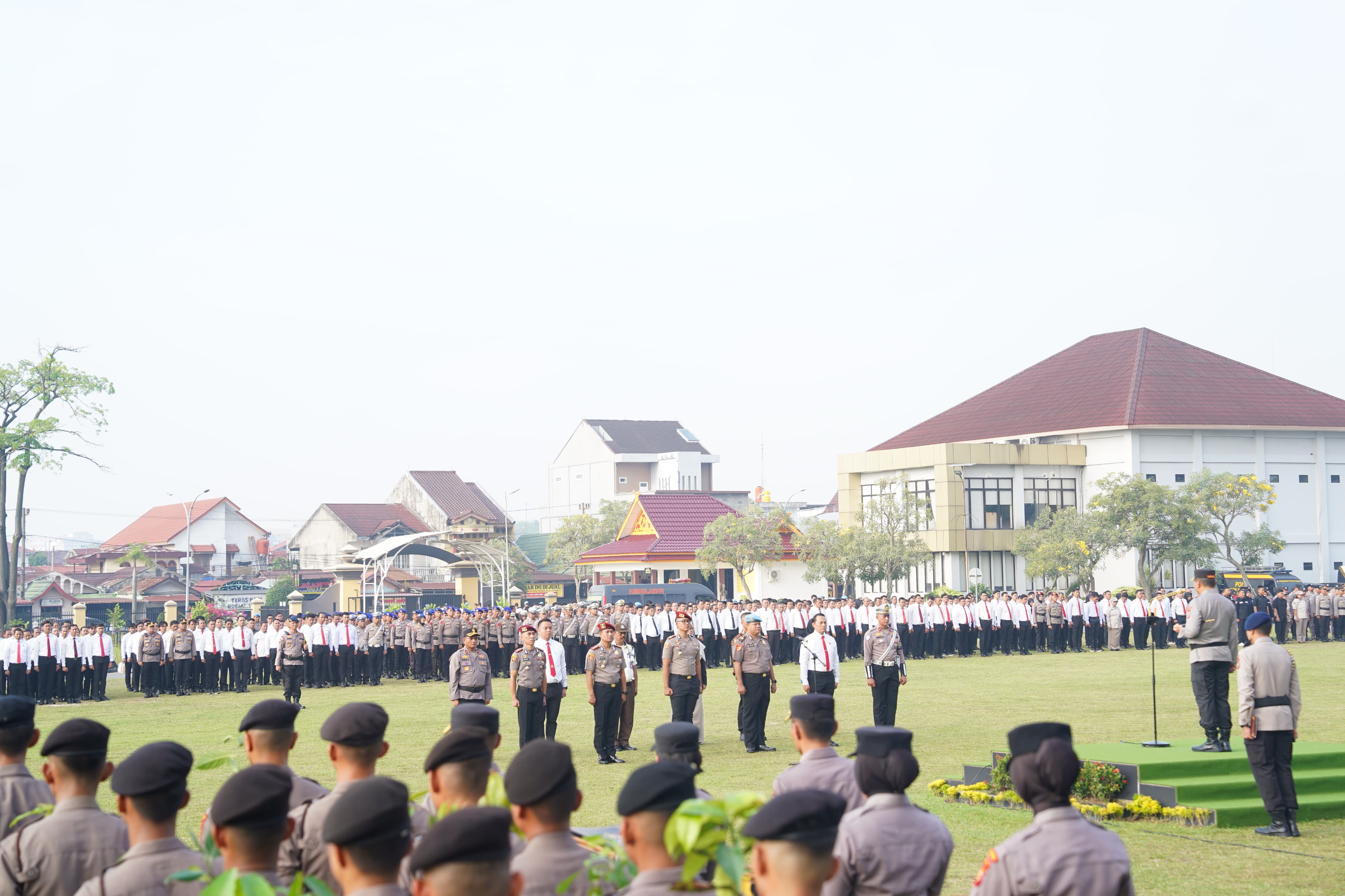 Empat Personel Satuan PJR Ditlantas Polda Riau Raih Penghargaan, Kiprah Ditlantas Melalui Program 'Polantas Penolong', Semakin Dirasakan Masyarakat