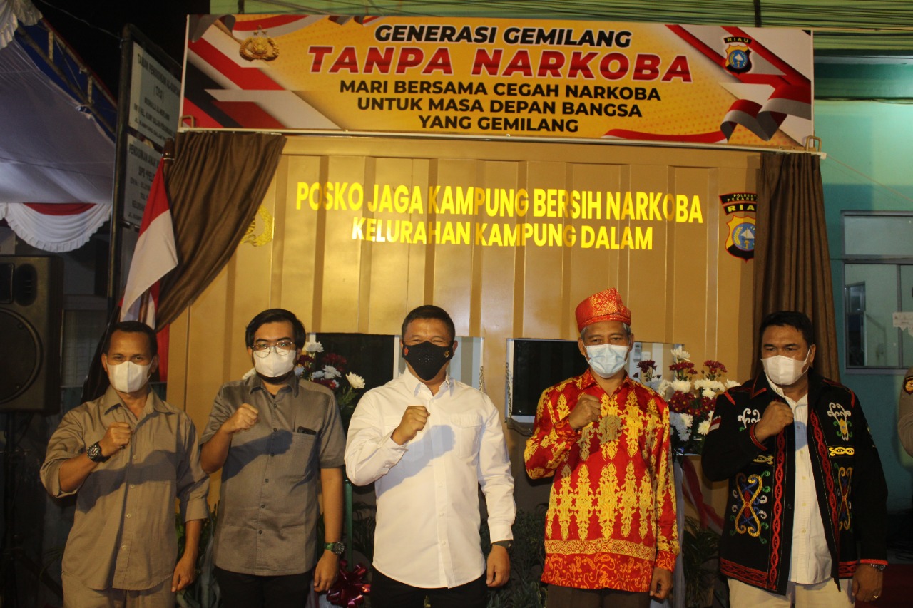 Dandim 0301/PBR Hadiri Peresmian Posko Jaga Kampung Bersih Narkoba di Kelurahan Kampung Dalam