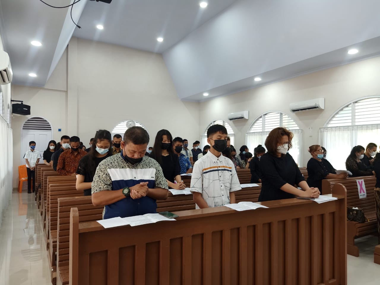 Umat Kristiani Lanud RSN Memperingati Wafat Isa Al Masih Pada Ibadah Jumat Agung