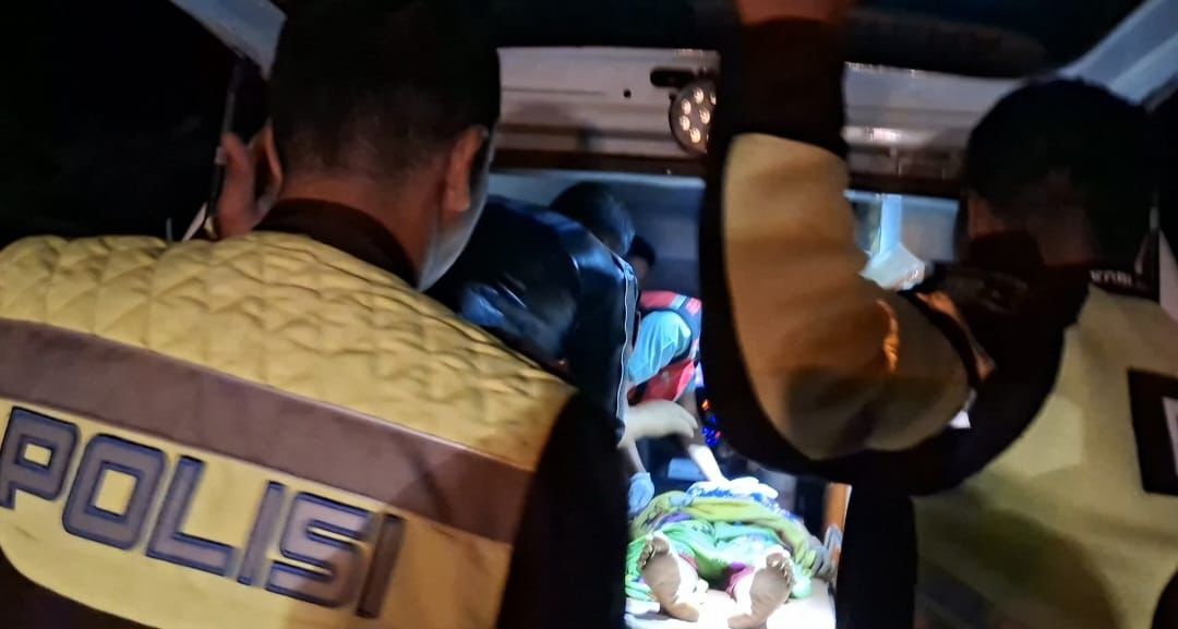 Dramatis, Satuan PJR Ditlantas Polda Riau Kawal Ambulans Pasien Kritis, Berhasil Tiba Tepat Waktu