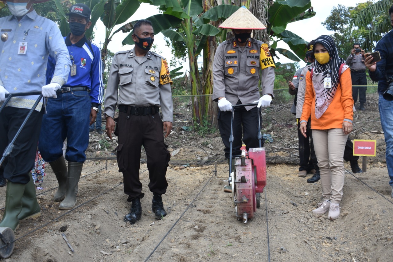 Wakapolresta Pekanbaru Resmikan Kampung Tangguh Nusantara Gerakan Jaga Kampung Kelurahan Industri Tenayan Raya