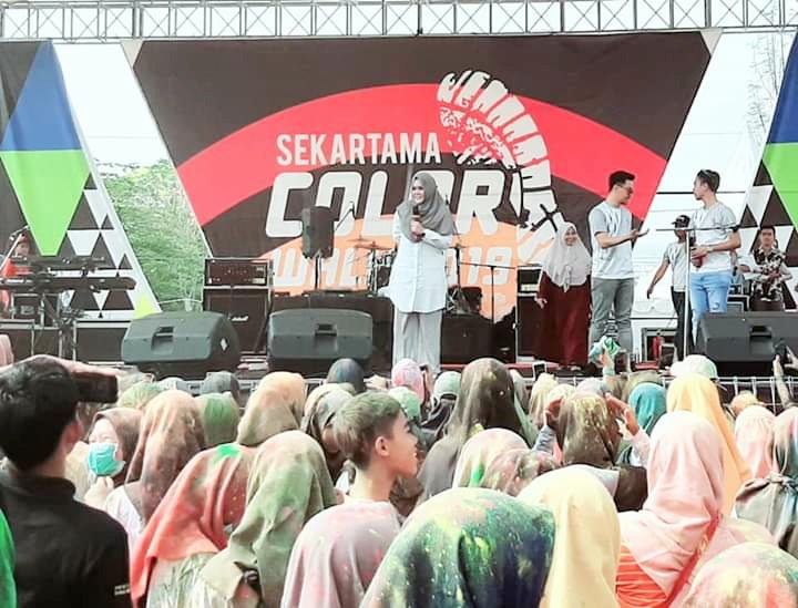 Hadiri Even Color Run Kospin Sekartama Weleri, Ini Harapan Bupati Kendal