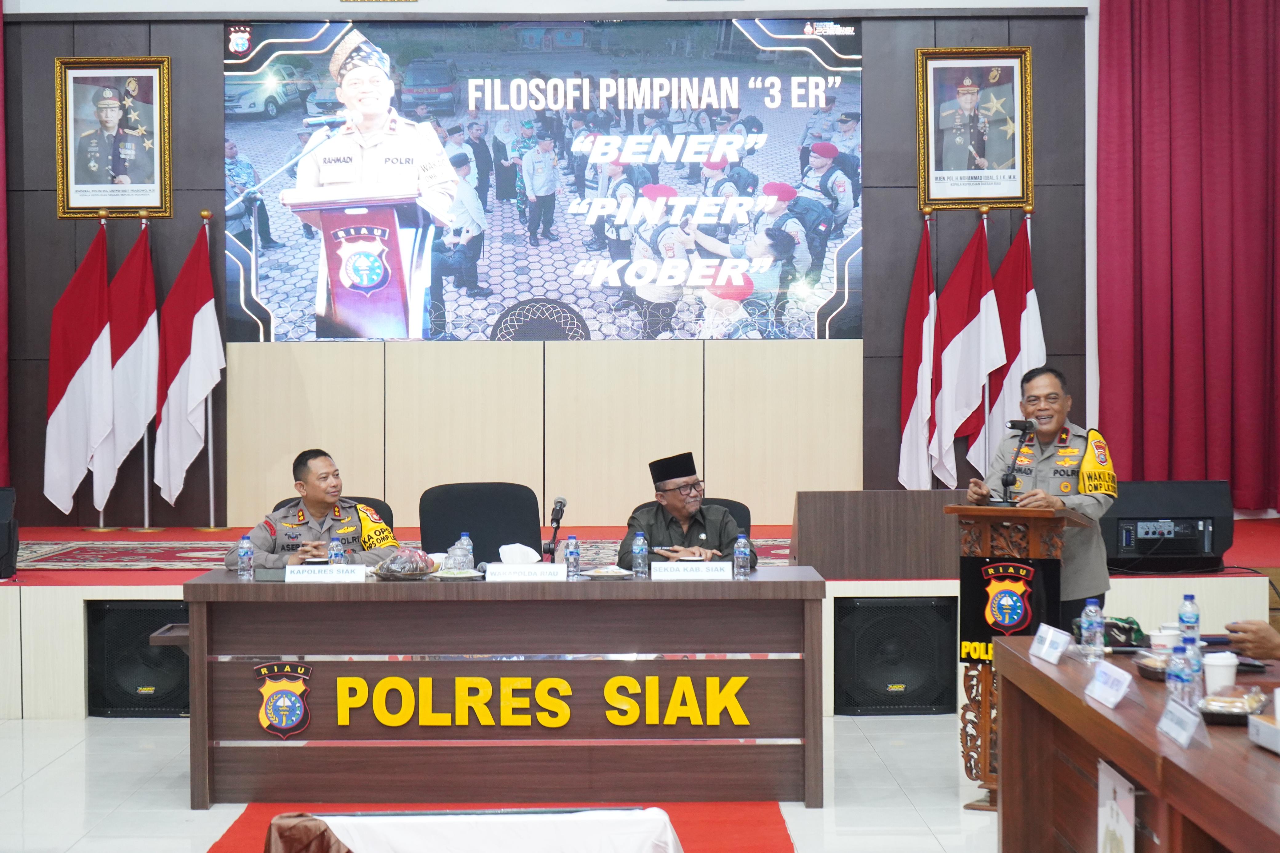 Silaturahmi Dengan Forkopimda dan Pelaksana Pilkada Kabupaten Siak, Wakapolda Riau Tekankan Beberapa Poin Penting