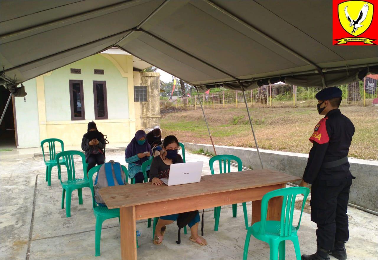 Peduli Pendidikan, Sat Brimob Polda Banten, Sediakan WiFi Gratis Untuk Daring Masyarakat