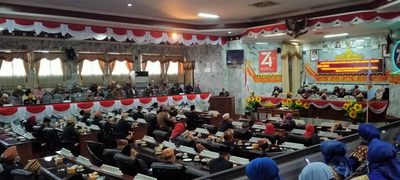 Plt Bupati Lampung Utara Bersama Ketua DPRD Mengadakan Rapat Paripurna Istimewa Dalam Rangka HUT Kabupaten Lampura Ke 74