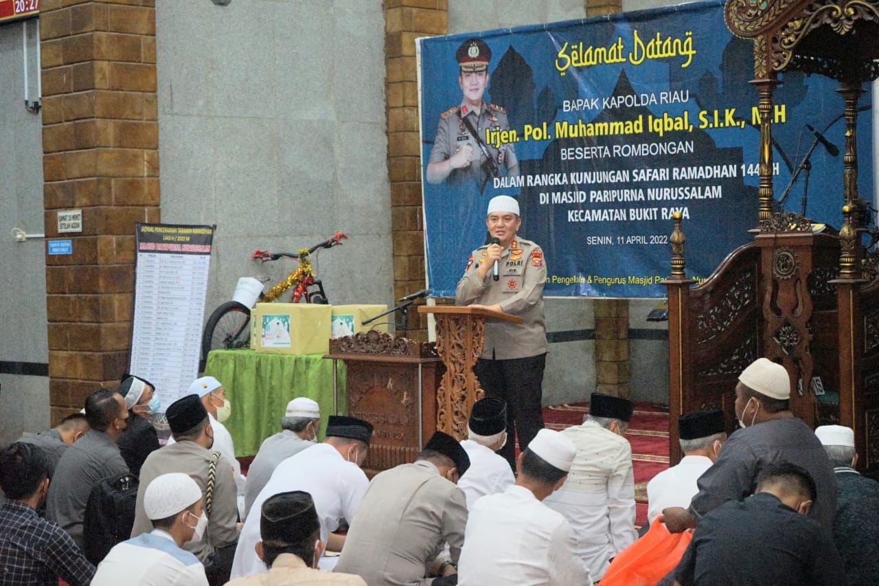 Safari Ramadhan Di Masjid Nurussalam, Kapolda Riau Irjen Pol M Iqbal Yakini Silaturahmi Mudahkan Tugas Polisi
