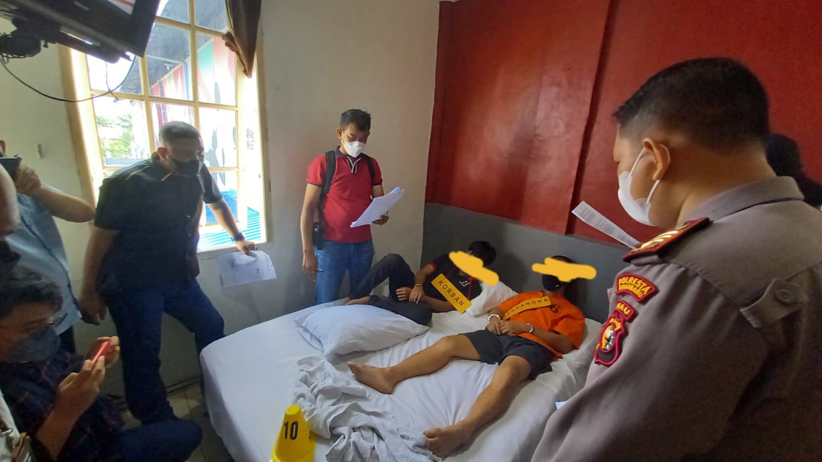 Polsek Limapuluh Gelar Rekontruksi Kasus Pembunuhan Seorang Wanita di Hotel