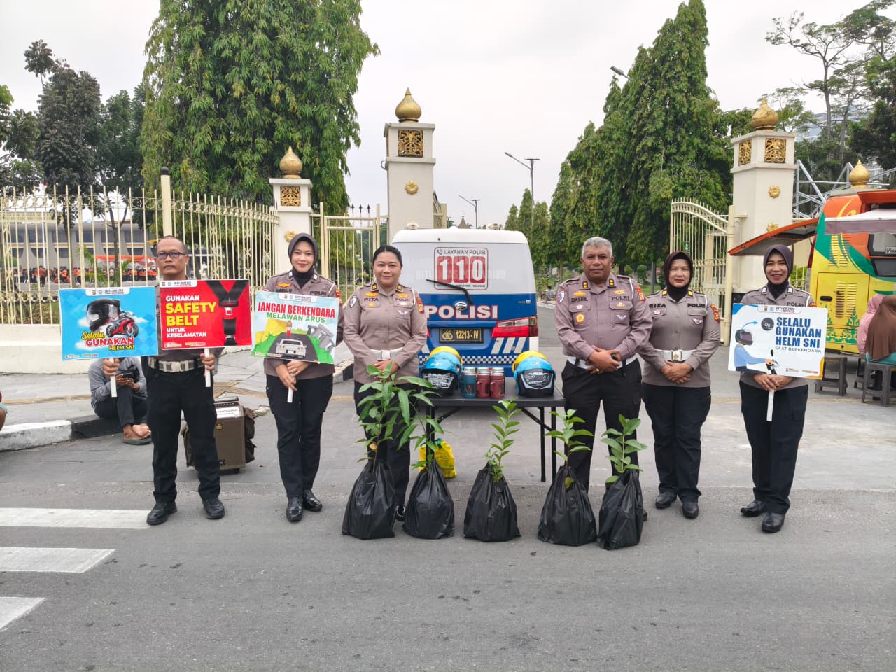 Jelang Hari Bhayangkara Ke-80, Ditlantas Polda Riau Gencarkan Kampanye Keselamatan Berlalu Lintas Dan Green Policing Di CFD Pekanbaru