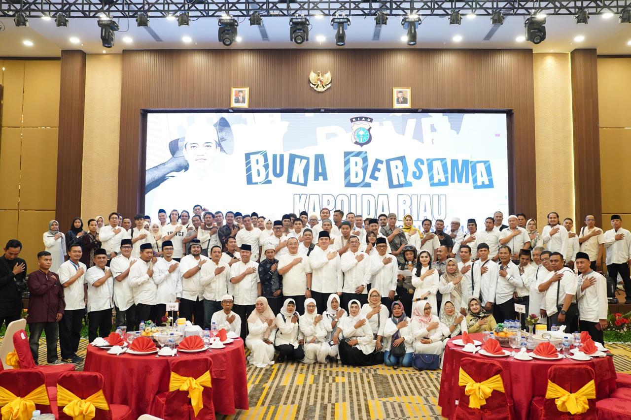 Kapolda Inisiasi Kegiatan Silaturahmi dan Buka Puasa Bersama Wartawan Mitra Polda Riau