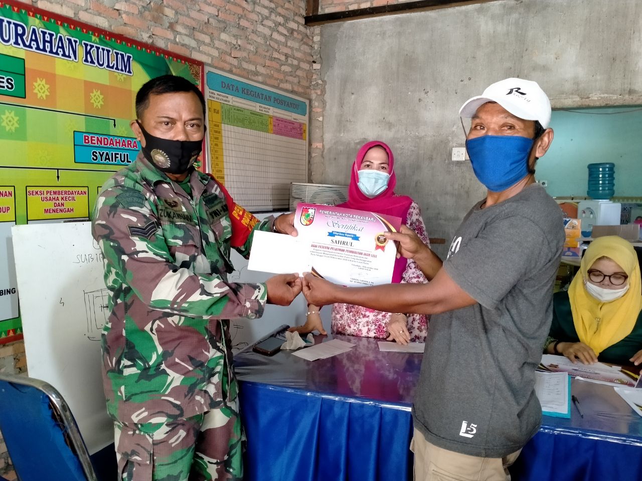 Babinsa Kodim 0301/Pekanbaru Hadiri Penutupan Pelatihan Pembibitan Ikan Lele