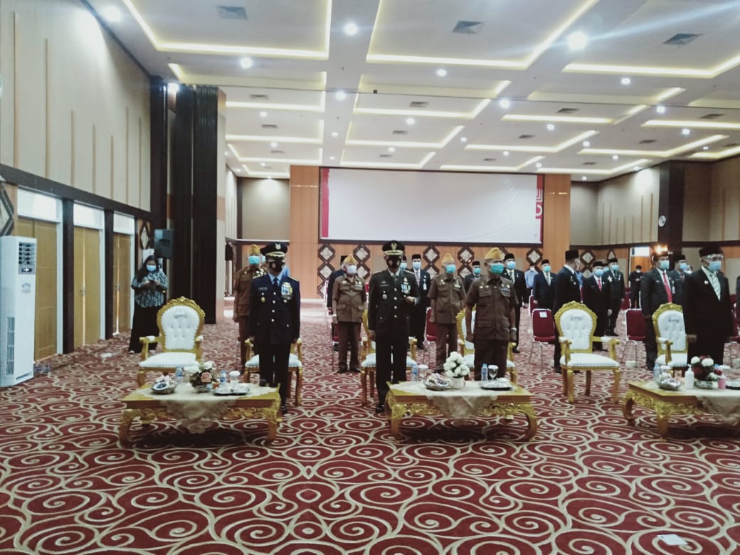 Dandim 0301/PBR Hadiri Upacara Virtual Ziarah Dalam Rangka Memperingati Hari Pahlawan Ke-75 Tahun 2020
