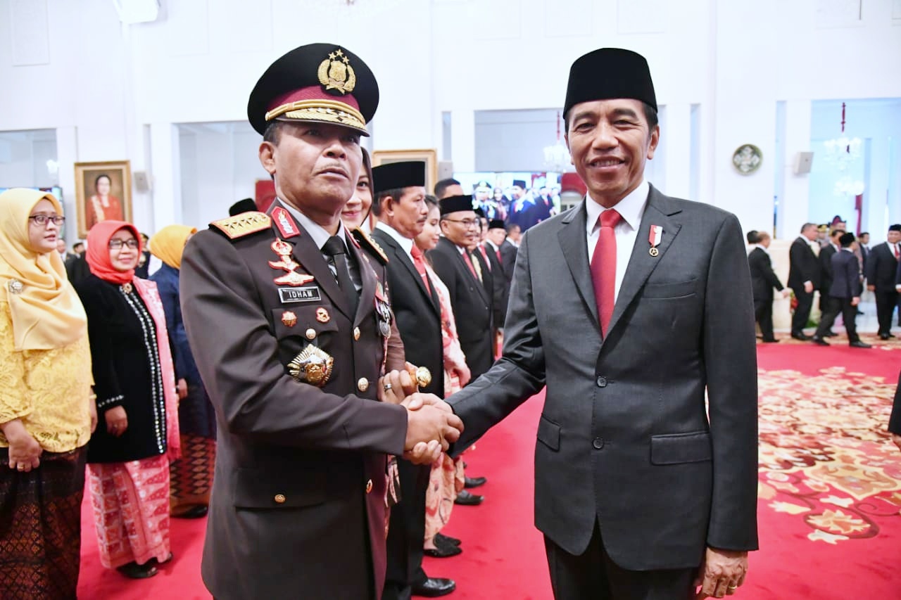 Presiden Jokowi Lantik Idham Aziz Sebagai Kapolri