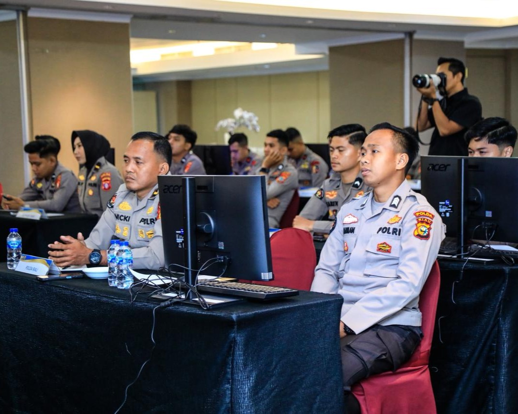 Personel Bidhumas Polda Riau Ikuti Pelatihan SiPenmas Di Jakarta