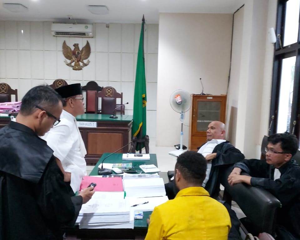 Keterangan Saksi Janggal, Tim Advokat Desak Majelis Hakim Agar Saksi Ditangkap