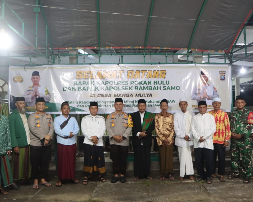 Kapolres Rohul AKBP Budi Setiyono Hadiri Peringatan Isra Mi'raj Nabi Muhammad SAW 1446 H/2025 Di Masjid Miftahul Huda Berlangsung Khidmat