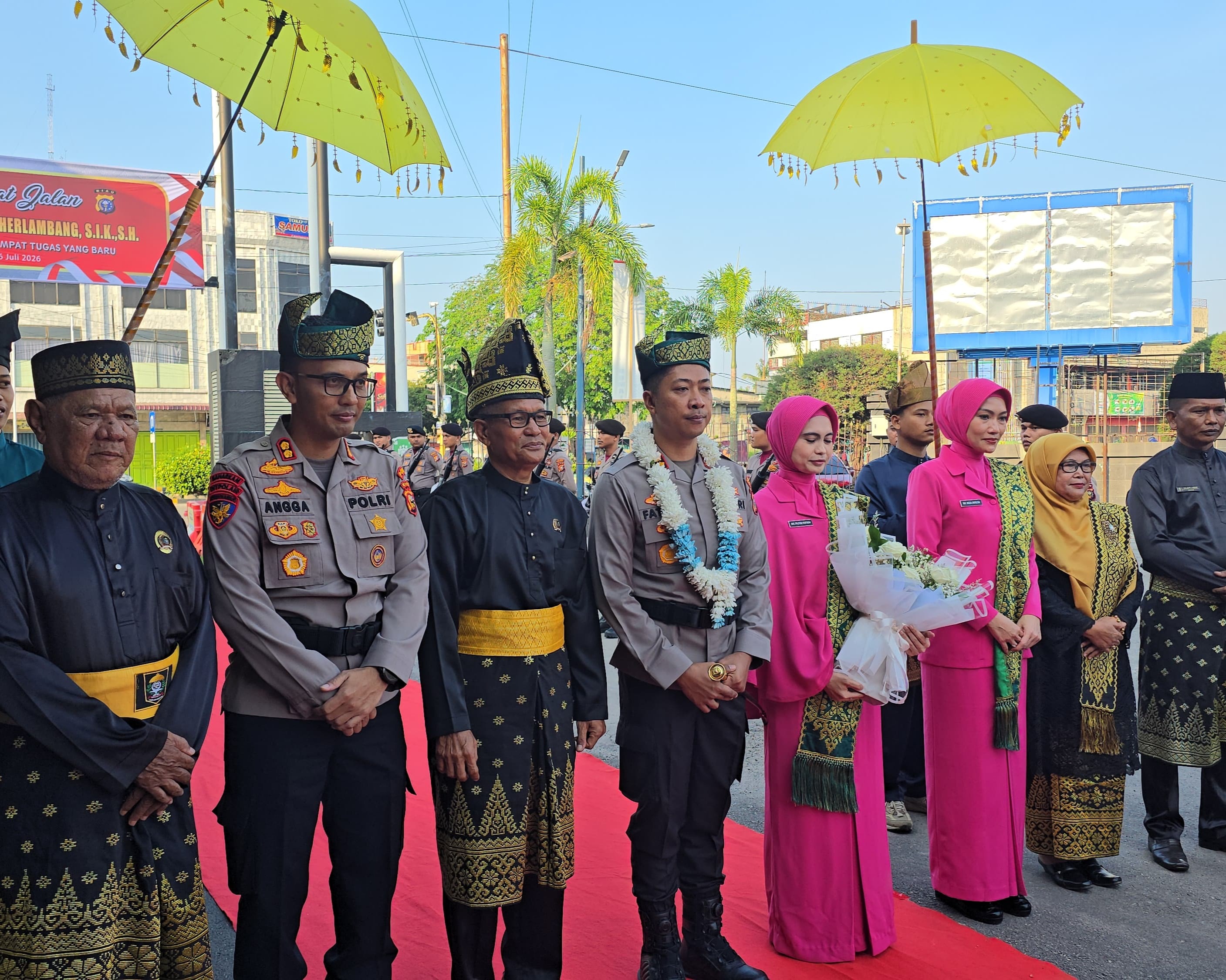 Kegiatan Penyambutan Dan Pelepasan Kapolres Dumai Dari AKBP Angga Febrian Herlambang Kepada AKBP Fatikh Dedy Setyawan