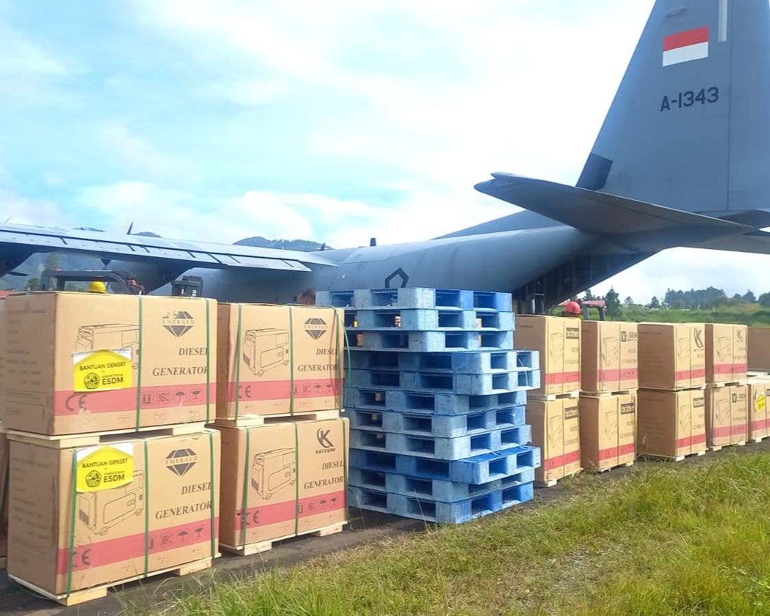 Pangkodau I: Pesawat TNI AU Pantang Surut Evakuasi Warga Dan Angkut Komoditi Cabai dari Petani Aceh