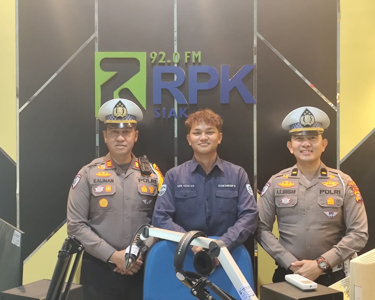 Satuan Lantas Polres Siak Sosialisasi Himbauan Kamseltibcar Lantas Ops Lilin Lancang Kuning 2024