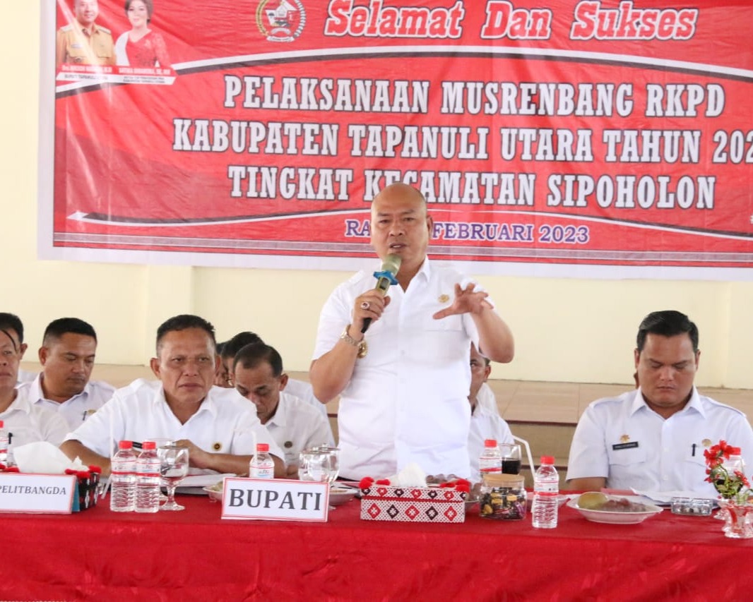 Bupati Taput Buka Musrenbang RKPD Tahun 2024 Tingkat Kecamatan Sipoholon