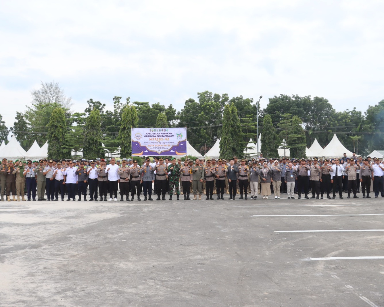 Kapolres Dumai Pimpin Apel Gelar Pasukan Pengamanan MTQ Tingkat Provinsi Riau Ke-42 Tahun 2024
