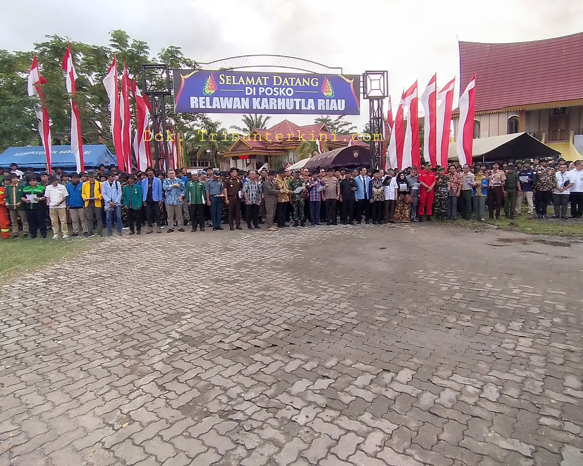 Gubri dan Kapolda Launching Posko Relawan Pemadam Karhutla Provinsi Riau Tahun 2020