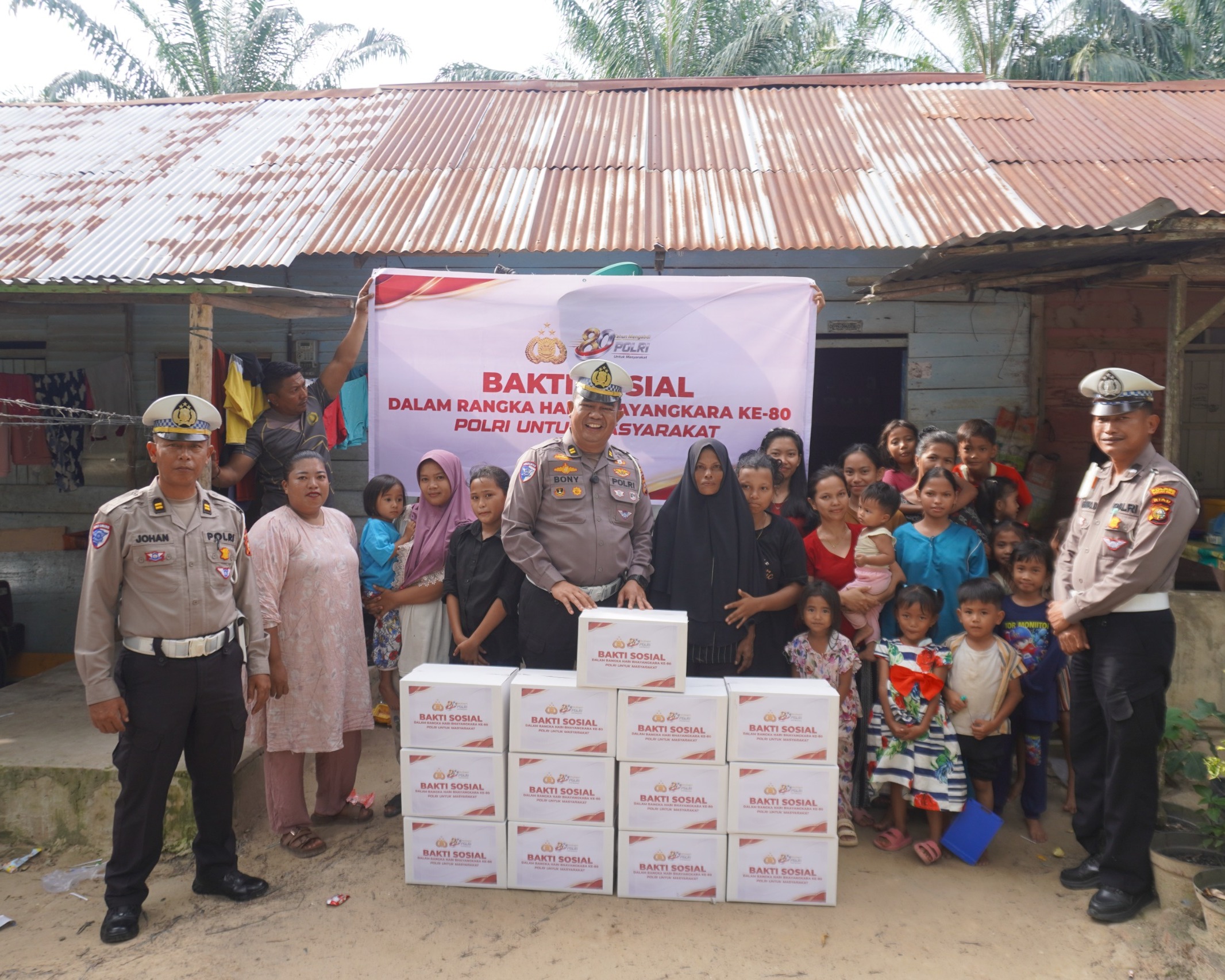 Hari Ini Polda Riau Salurkan 3.060 Paket Bansos Dan Hadirkan Berbagai Program Sosial Menjelang Hari Bhayangkara Ke-80 Tahun 2026