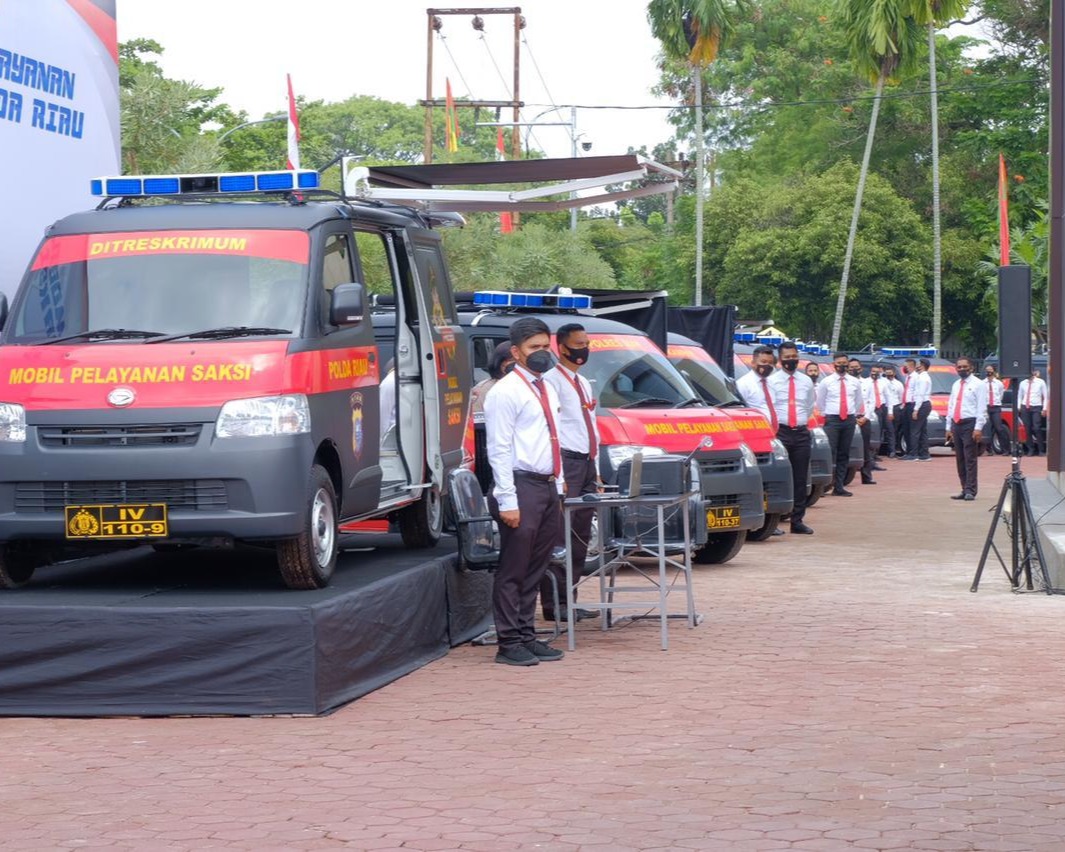 Wakapolri Resmikan Penggunaan 13 Unit Mobil Pelayanan Saksi Yang Digagas Polda Riau