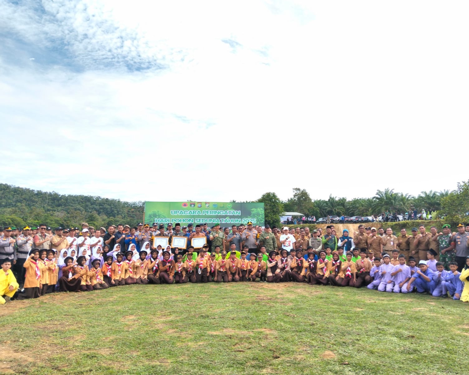 Hari Pohon Sedunia, Kapolres Kampar 'Jadi Irup', Ajak Masyarakat 'Jaga Alam' Untuk Masa Depan Anak Cucu