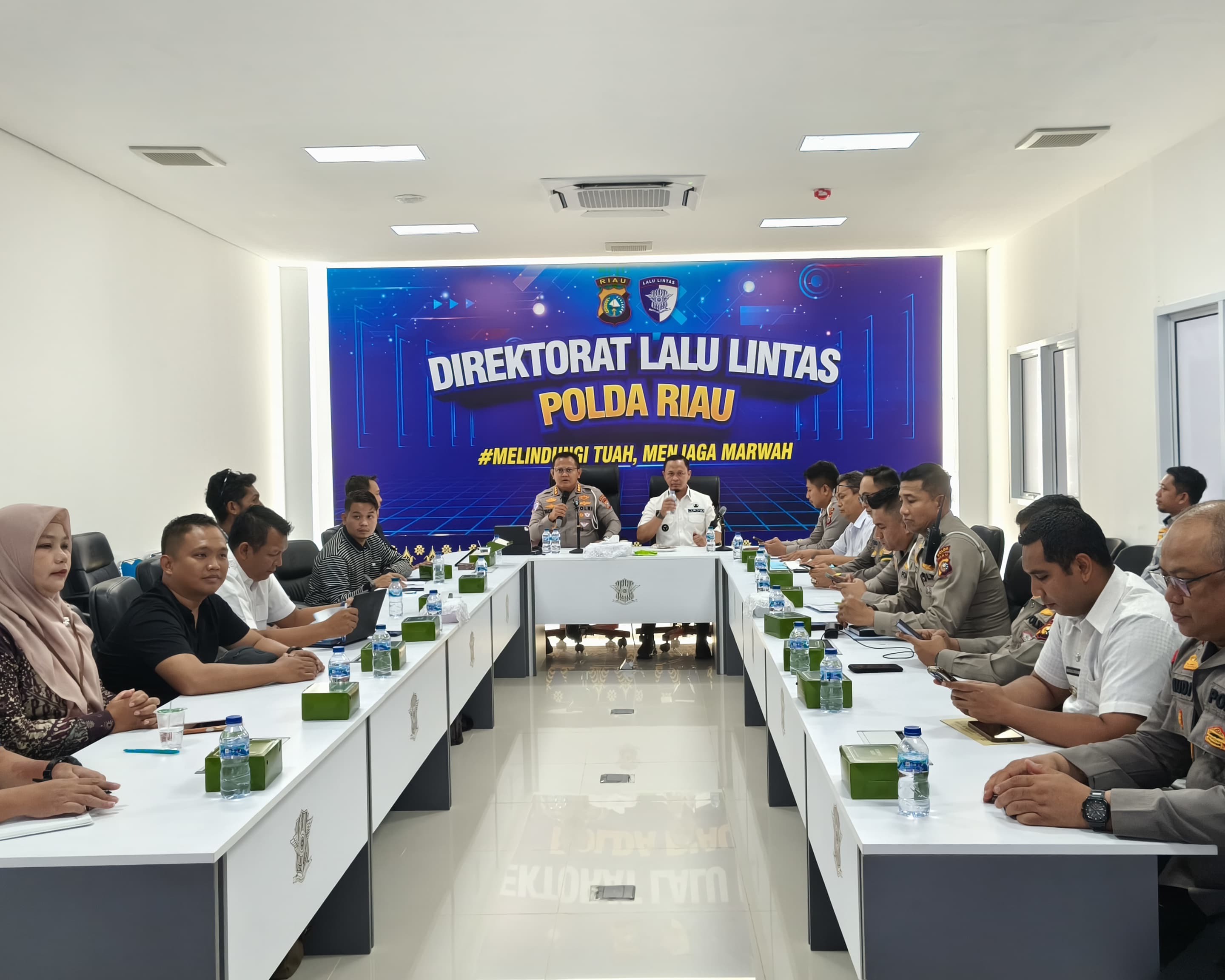 Semarak Hari Bhayangkara Ke-79 Tahun 2025, Ditlantas Polda Riau Hadirkan Inovasi 79 Layanan Publik, 79 Kegiatan Polsanak, Festival Pocil, Drag Bike Bhayangkara 79, Bakti Religi Dan Peduli Lingkungan