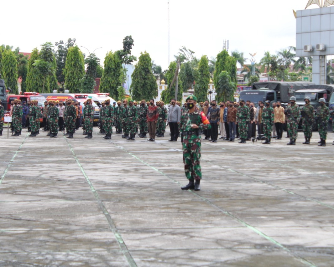 Personil Kodim 0301/PBR Ikut Serta Dalam Apel Gelar Pasukan Pengamanan Kunjungan Kerja Presiden RI