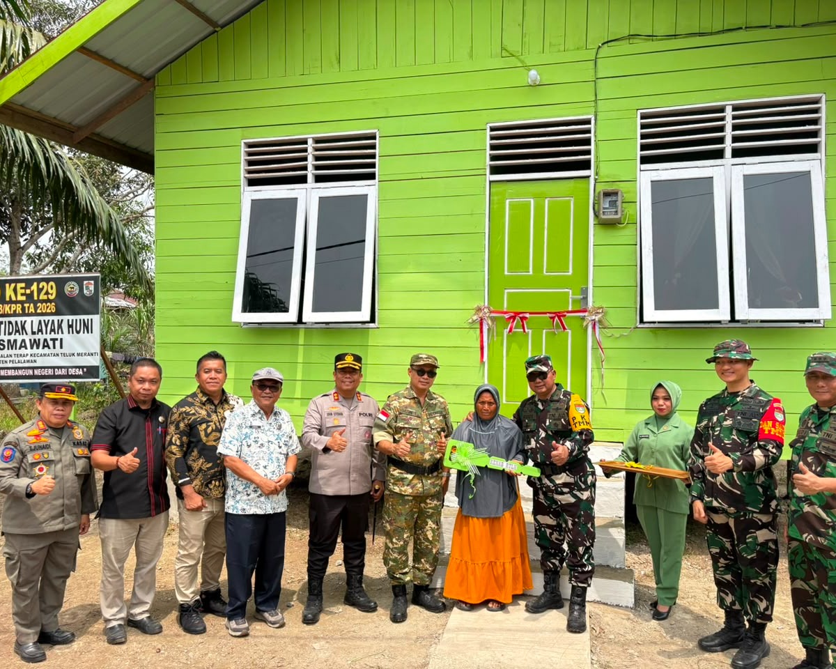Kasdam XIX/TT Pimpin Penutupan TMMD Ke-129 di Desa Pangkalan Terap Teluk Meranti