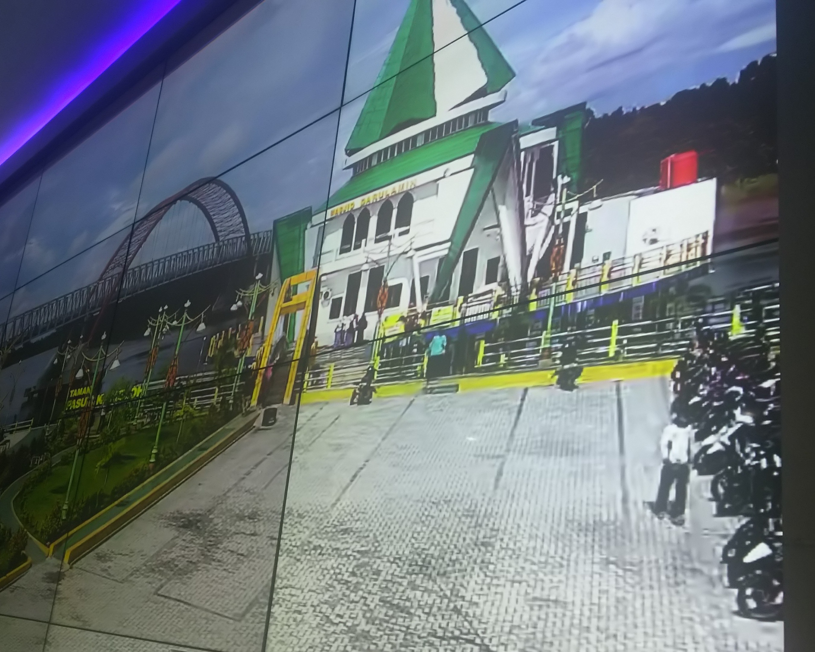 Gubernur Kalteng Tinjau Ke Diskominfo Provinsi Kalteng