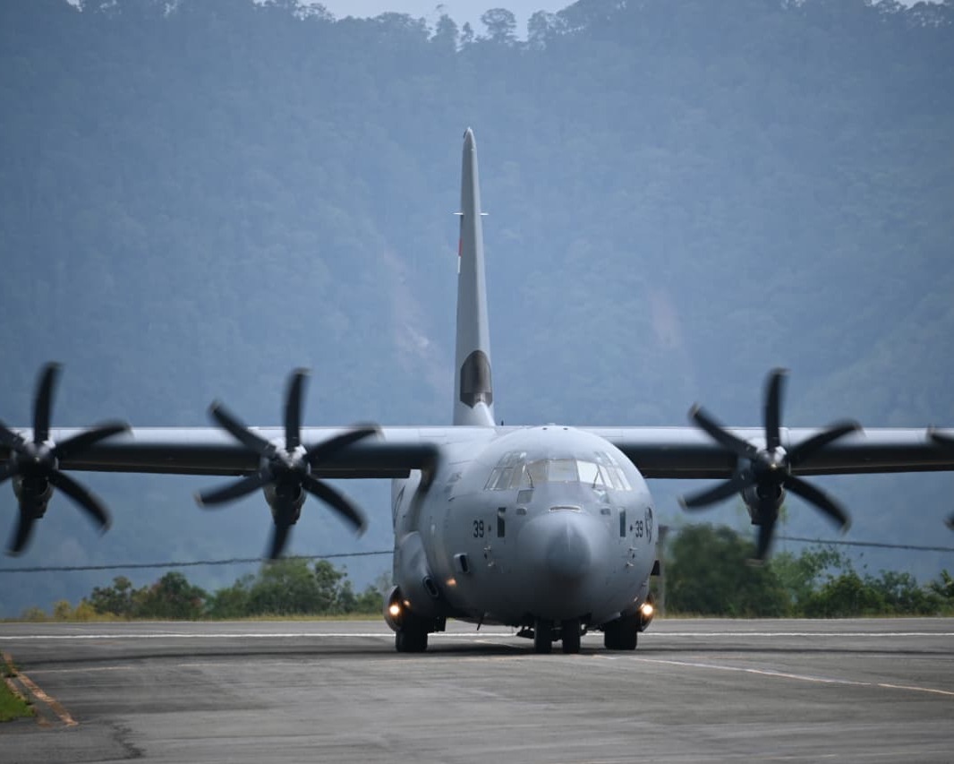 Hercules TNI AU Kembali Angkut Bansos 12.8 Ton Ke Bandara Rembele Aceh
