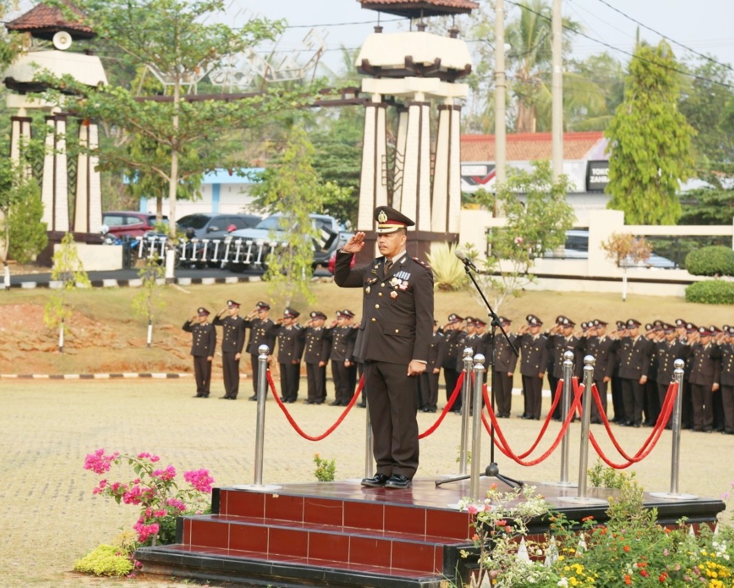 Wakapolres Lampung Utara Pimpin Upacara Hari Pahlawan