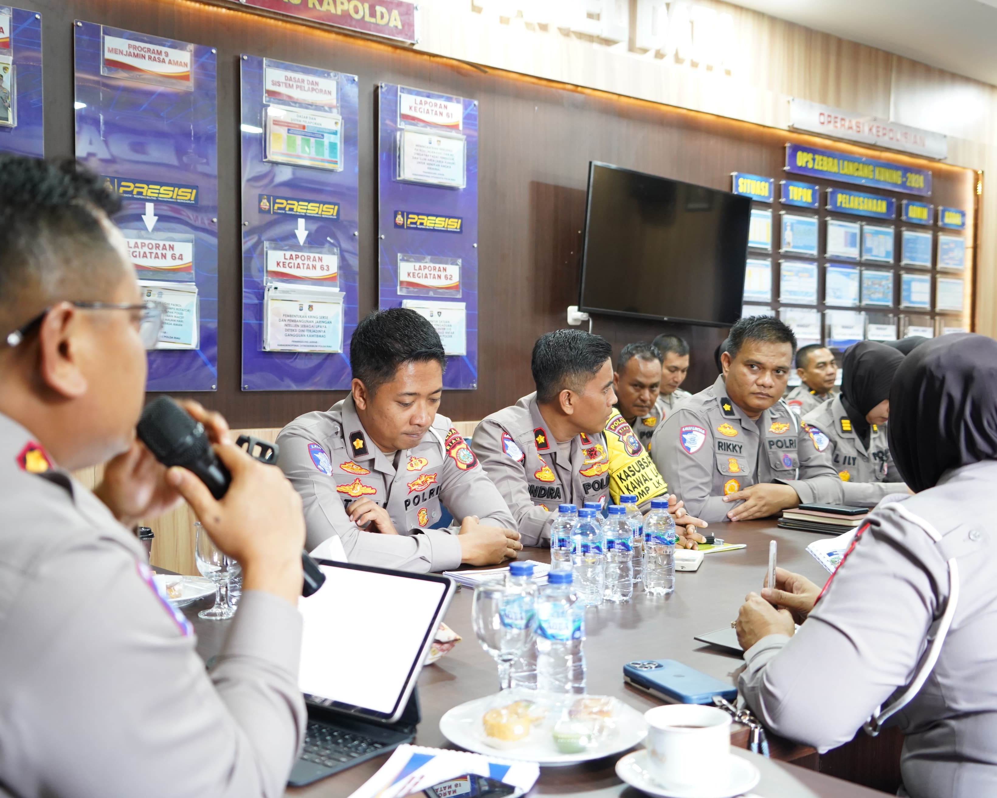Jelang NATARU 2024-2025, Dirlantas Polda Riau Pimpin Rapat Koordinasi Internal Bersama Kasat Lantas Jajaran