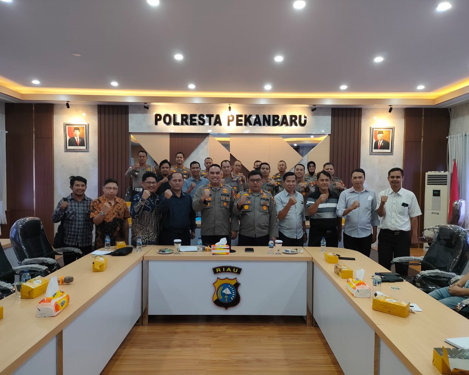 Polresta Pekanbaru Gelar Rapat Koordinasi Pengamanan Hari Raya Natal dan Tahun Baru 2023