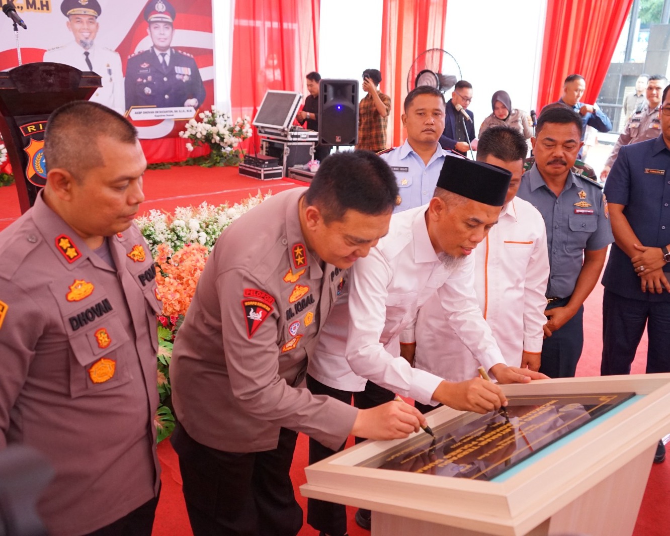 Kapolda Riau Resmikan Gedung Pelayanan Terpadu Wicaksana Laghawa Polres Dumai