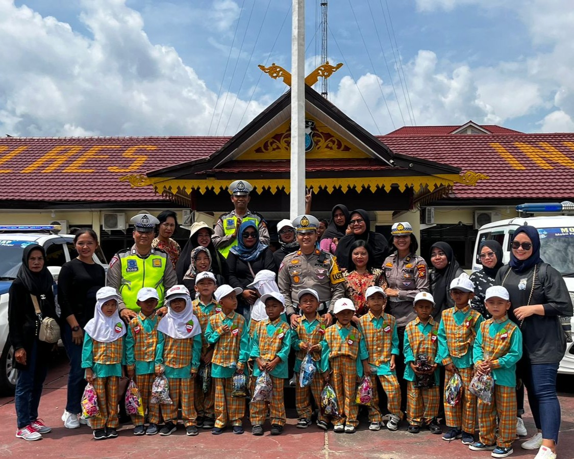 Operasi Keselamatan Lancang Kuning 2023, Satlantas Polres Inhu Gelar Kegiatan Polsana Kepada Murid Tiga Taman Kanak-Kanak