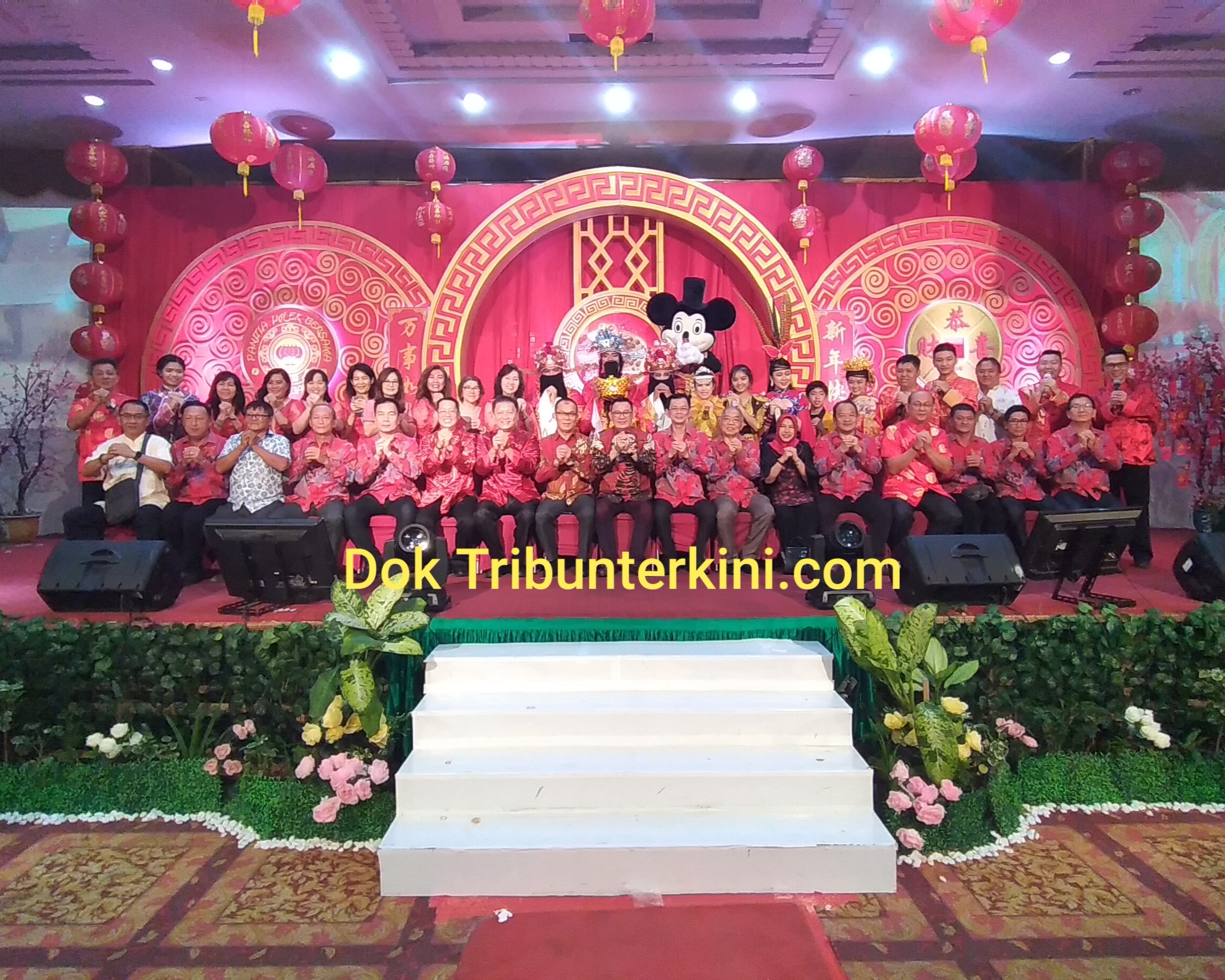 Dalam Perayaan Tahun Baru Imlek 2571 Bersama Tahun 2020, Di Meriahkan Atraksi Naga dan Tiga Dewa Rejeki