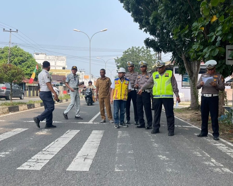Pastikan Keselamatan Pengguna Jalan, Ditlantas Polda Riau Survei Kelayakan Jalan di Rengat