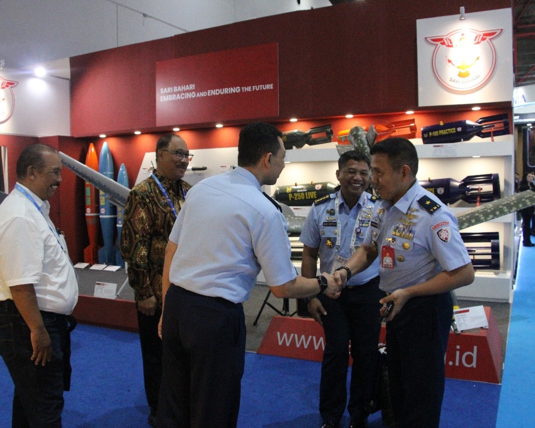 Kaskoopsud I Hadiri Hari Kedua Indo Defence Expo di Kemayoran