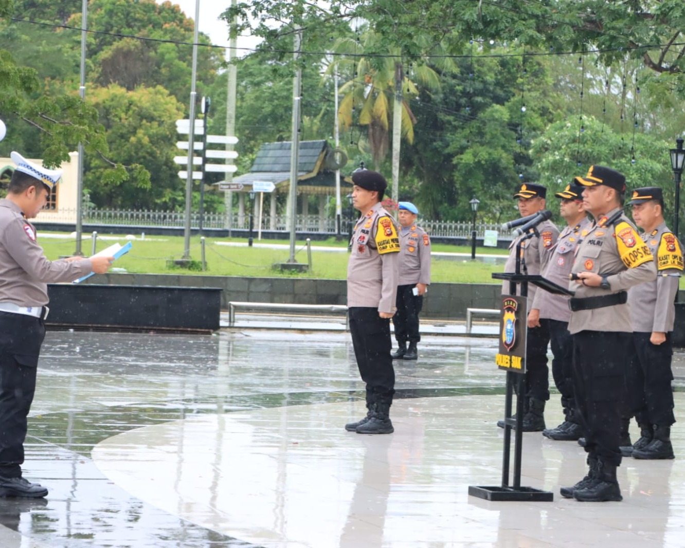 Kapolres Pimpin Gelar Apel Siaga di Lapangan Siak Bermahdah, Menjelang Rapat Pleno PSU di Kabupaten Siak