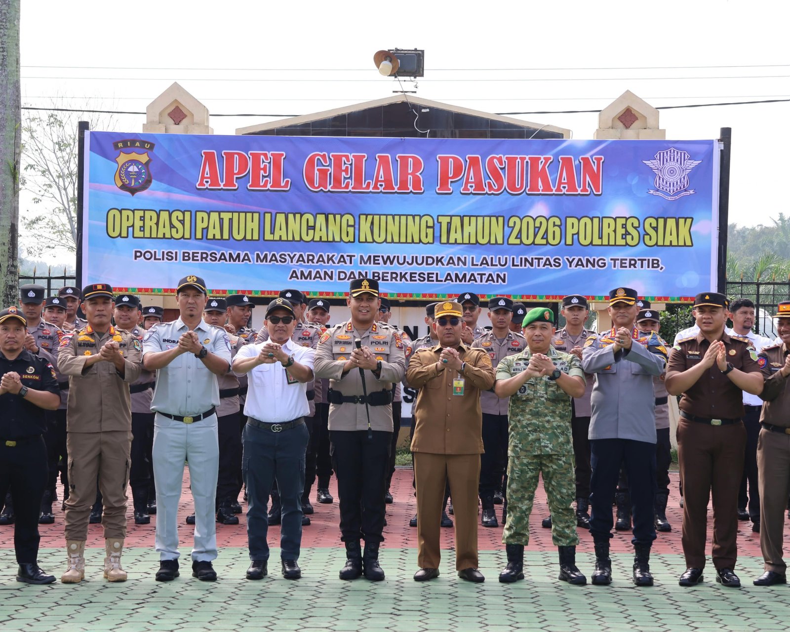 Polres Siak Laksanakan Apel Gelar Pasukan Operasi Patuh Lancang Kuning 2026, Tekankan Edukasi dan Keselamatan Berlalu Lintas