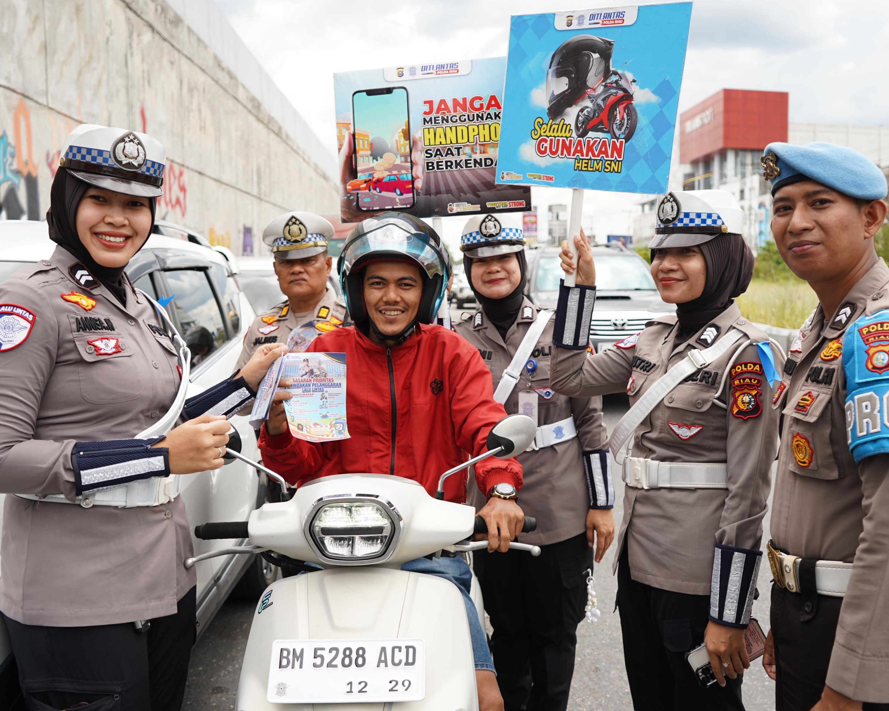 Polda Riau Gelar Sosialisasi Tertib Lalu Lintas Dalam Operasi Patuh Lancang Kuning 2025